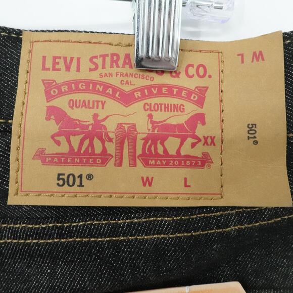 Levis 501 Jeans Mens 32x38 Raw Unwashed Denim Shrink-To-Fit Button Fly Straight - Picture 3 of 16